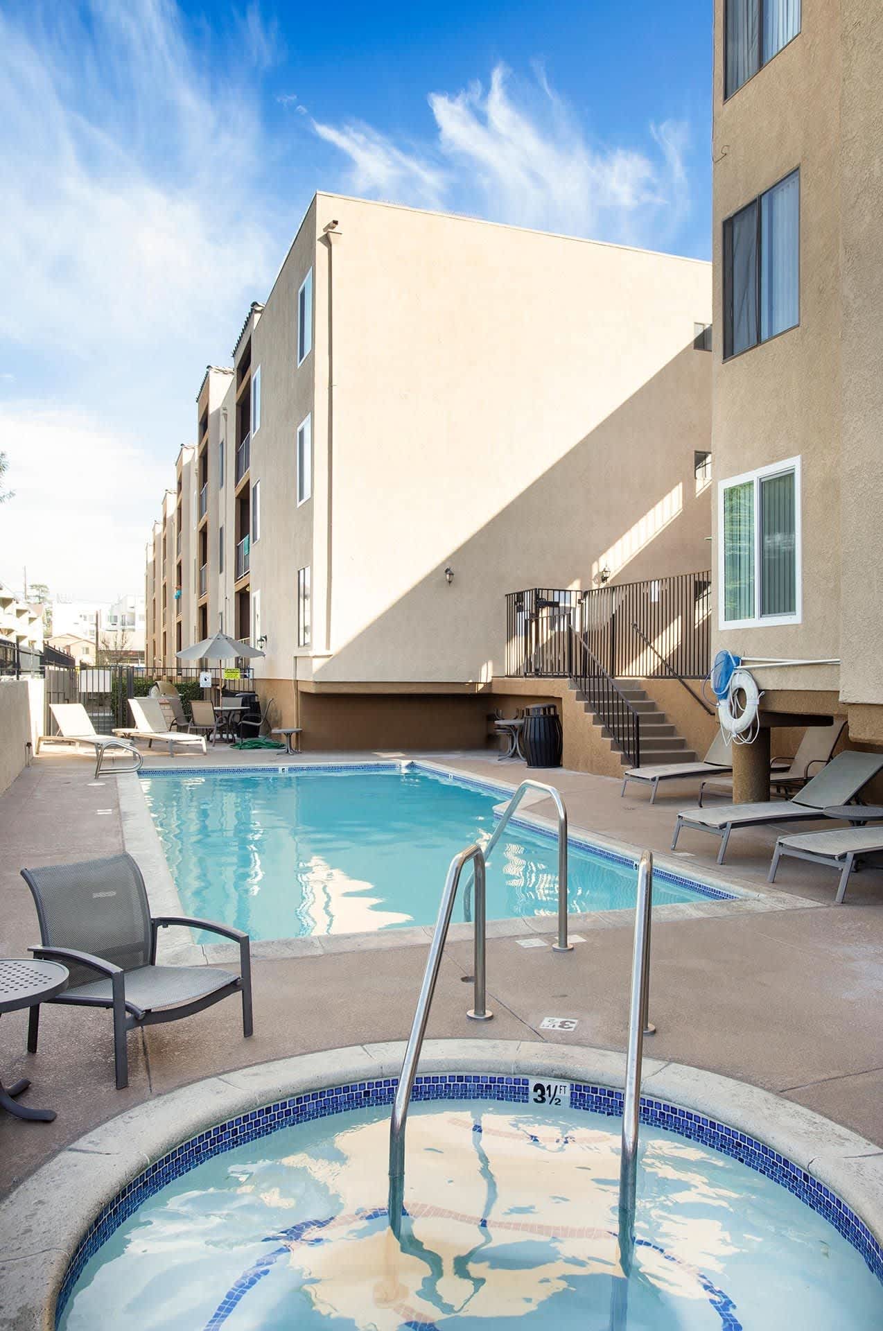 Vineland Gardens – photo 1