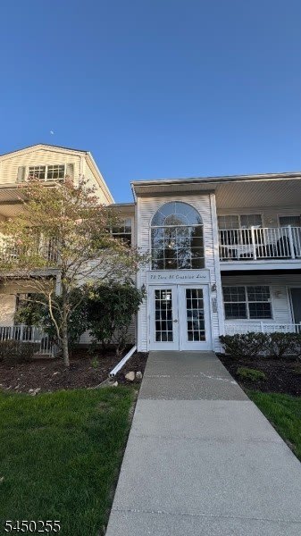 81 Crestview Ln – photo 1 of 25