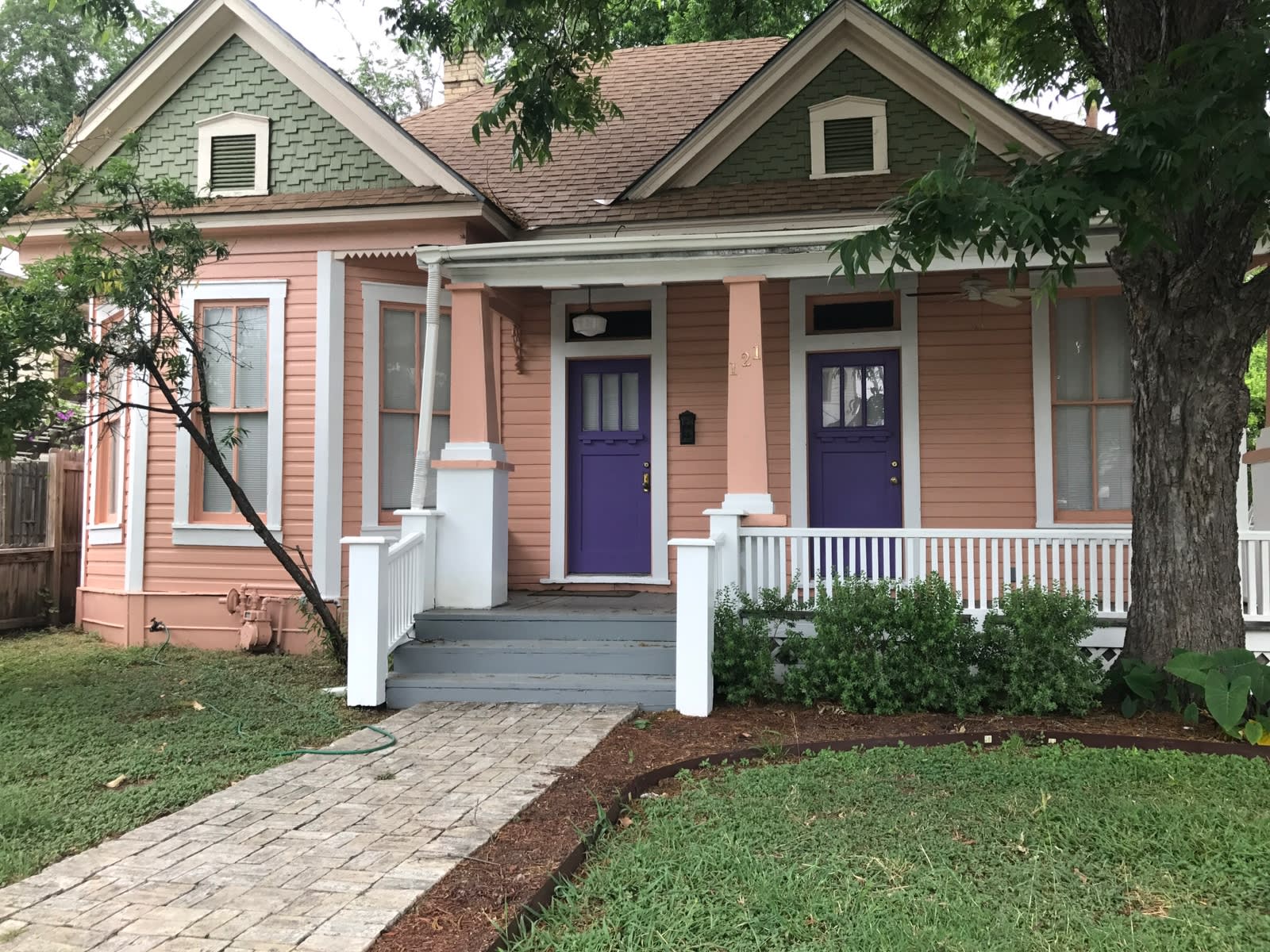 121 Daniel St – photo 1