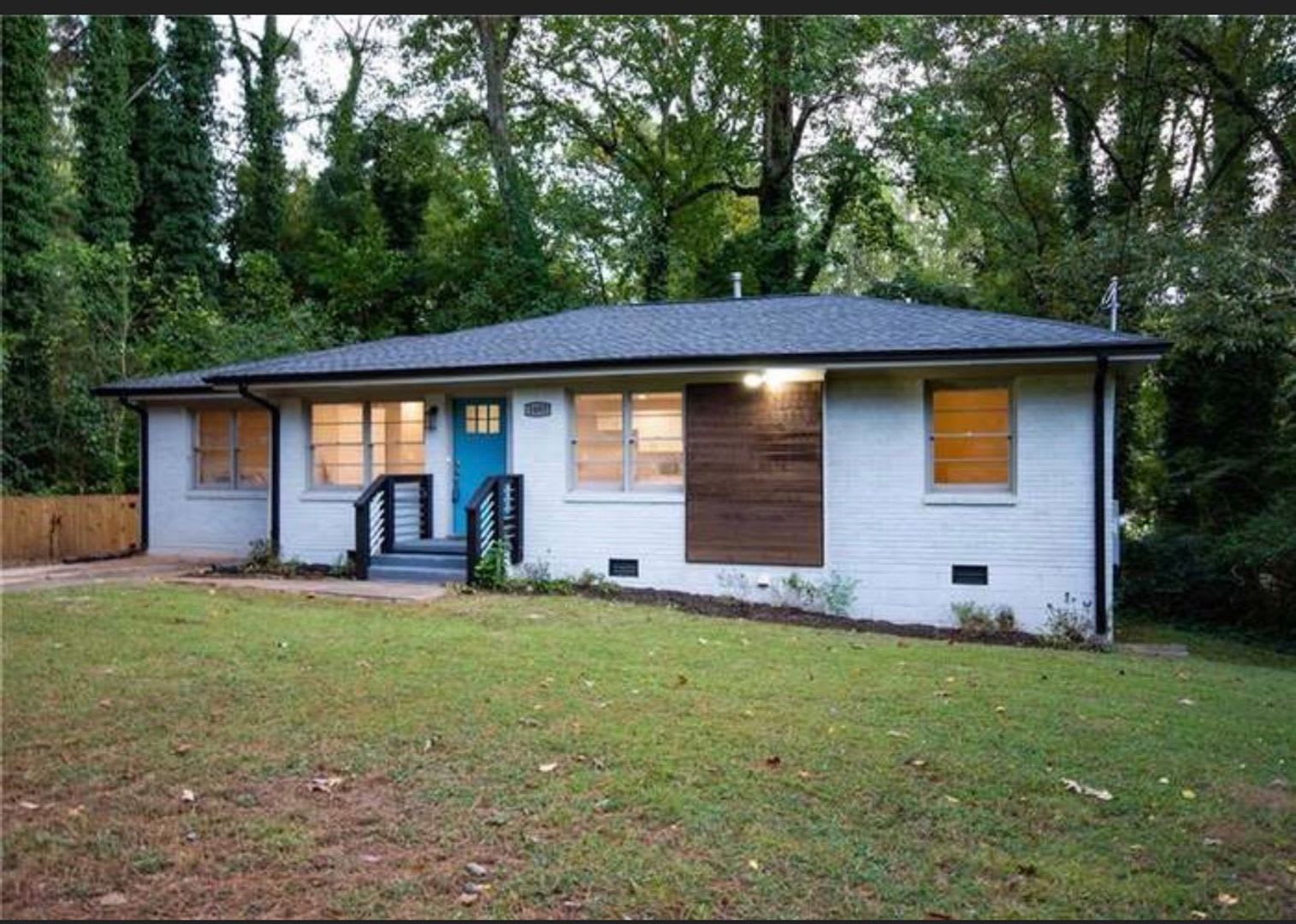 Beautifully renovated 3/2 home in Belvedere Park – photo 1