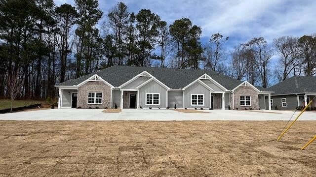 411 Minnis Road NE – photo 1 of 29