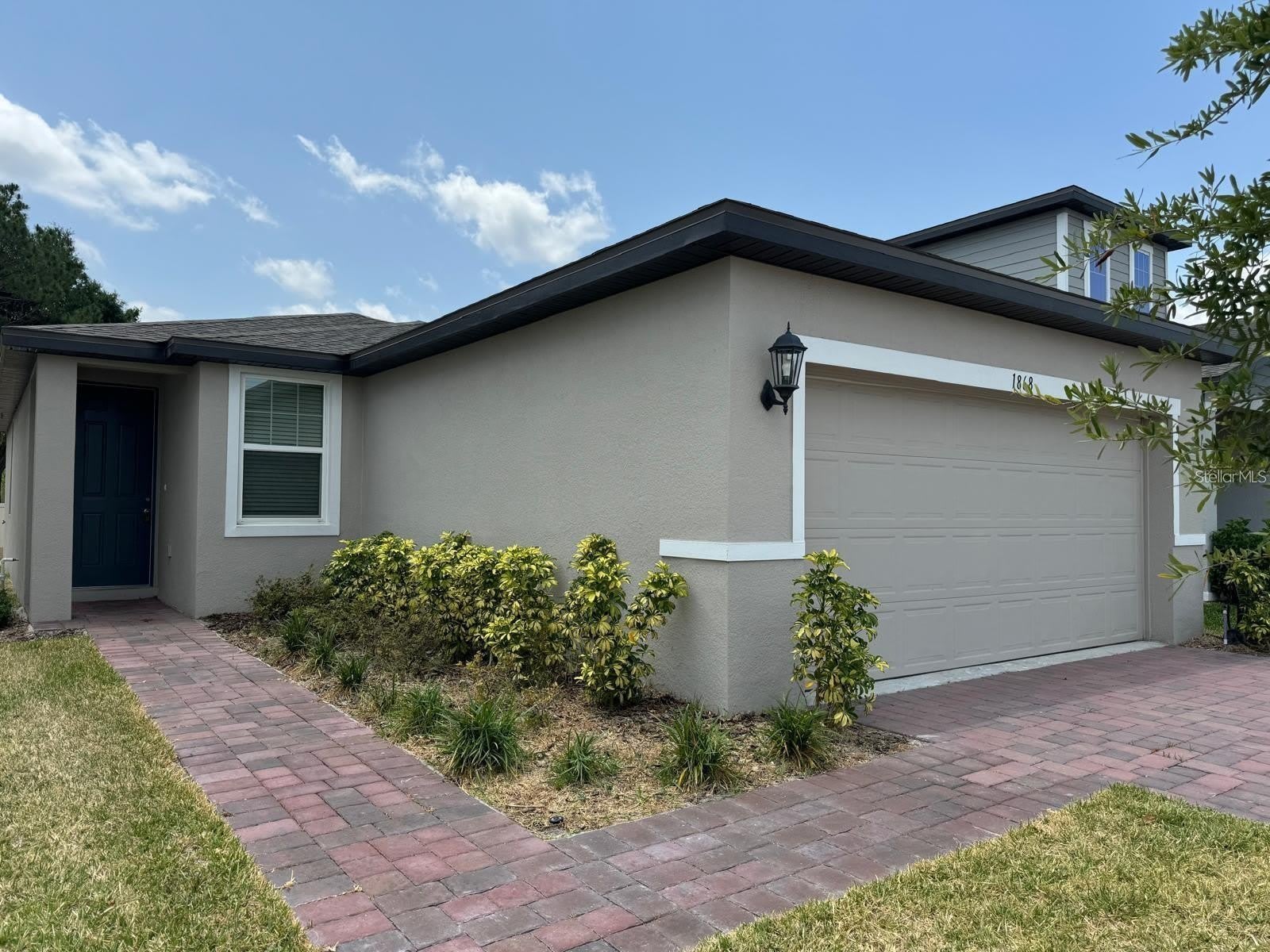 1868 CARNOSTIE Road – photo 1 of 21