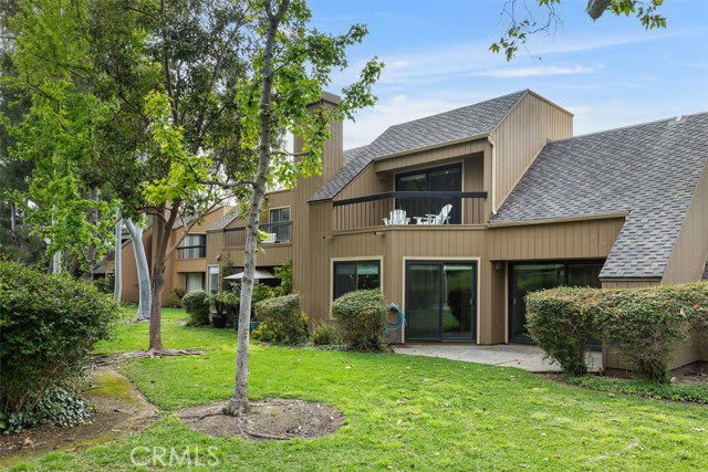 1 Moss Glen – photo 1