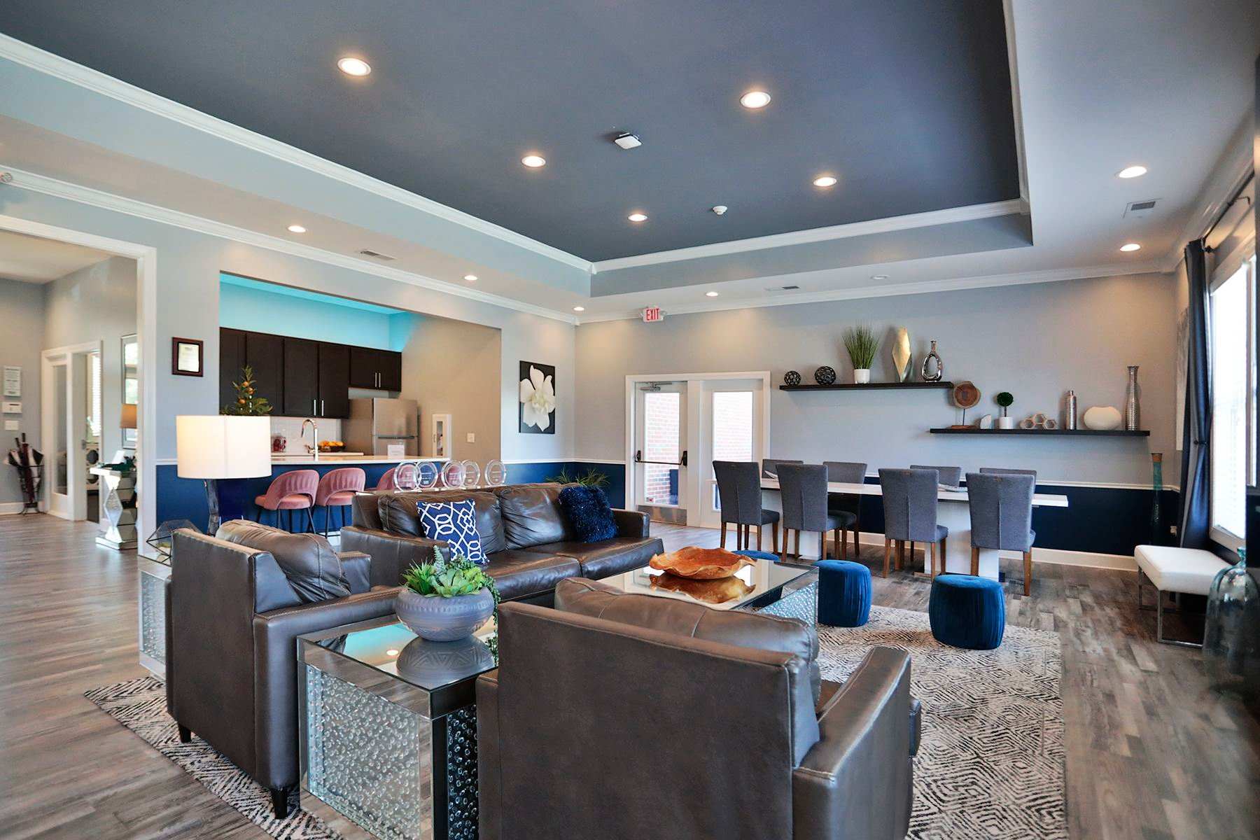 Sterling Lakes Apartments – photo 1 of 40