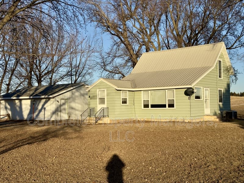 26245 800Th Avenue – photo 1 of 22