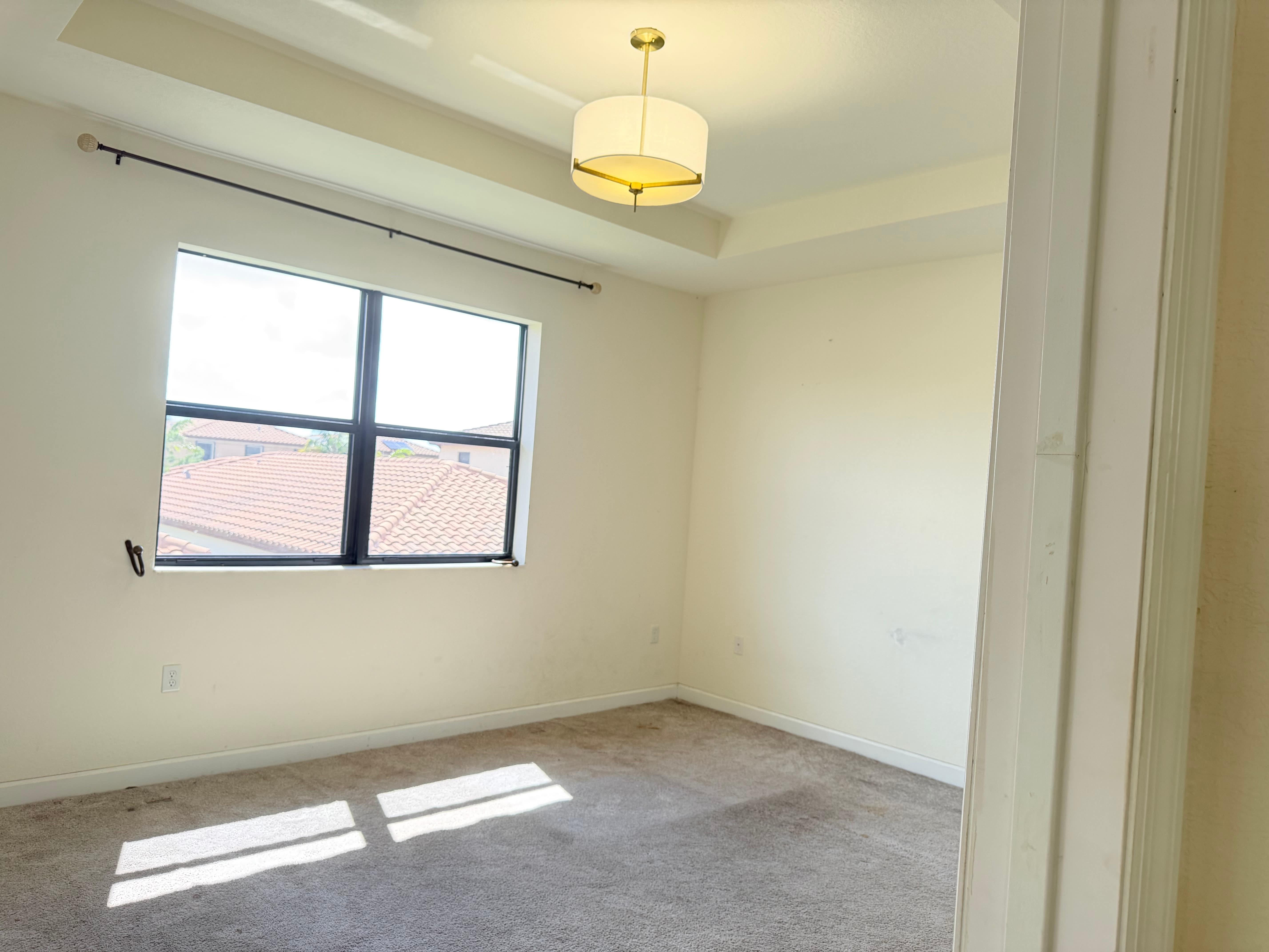 141 Northeast 24th Terrace – photo 1
