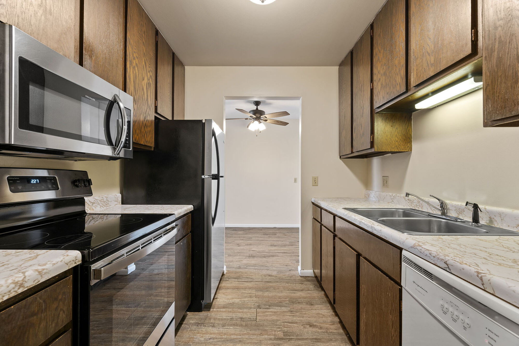 Cedarwood West Apartments – photo 1 of 240