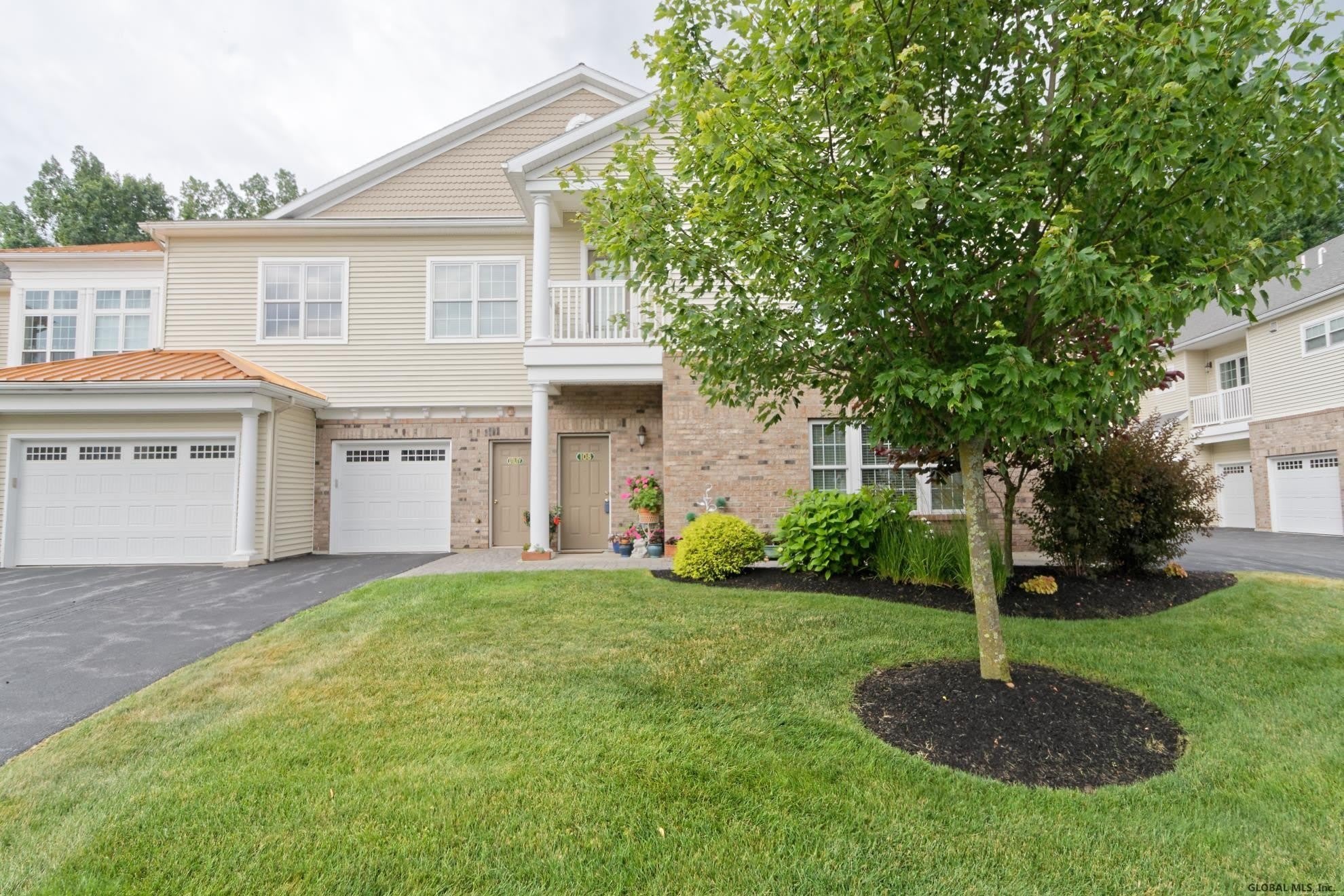 108 VLY POINTE Drive – photo 1 of 32
