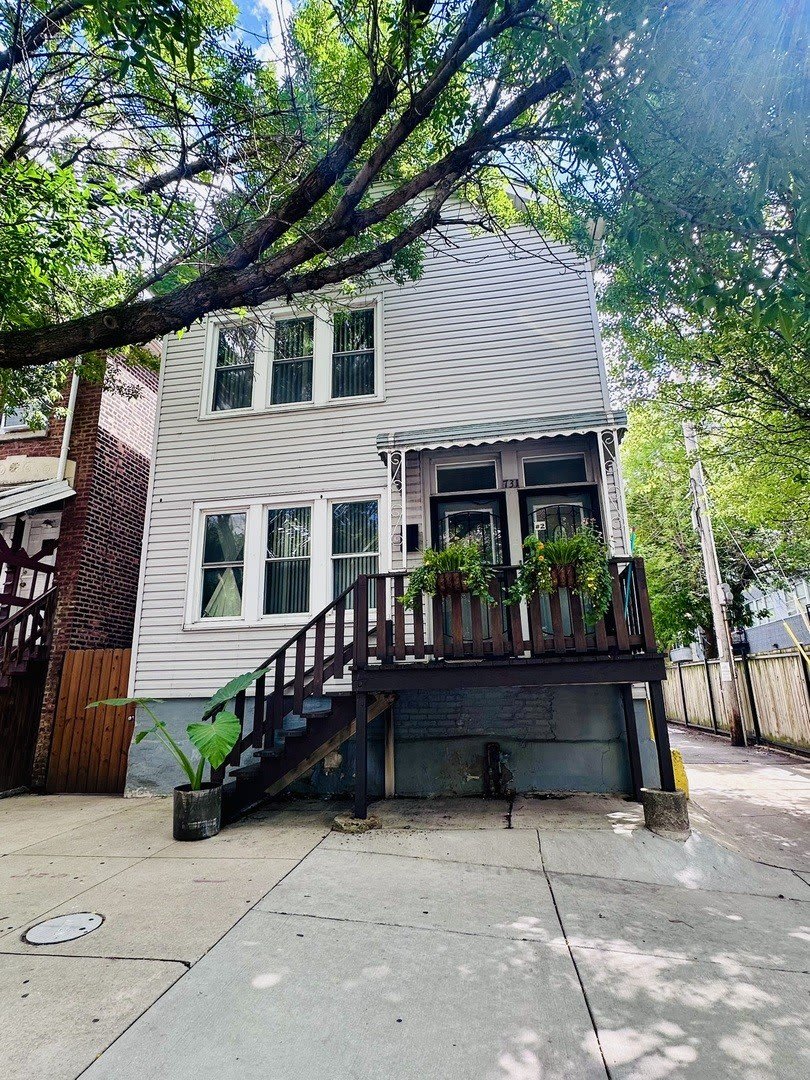 731 W 16th Street – photo 1