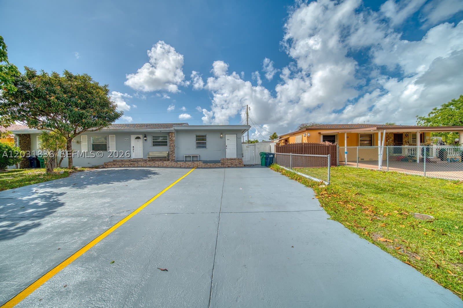 7622 SW 21st St – photo 1 of 17