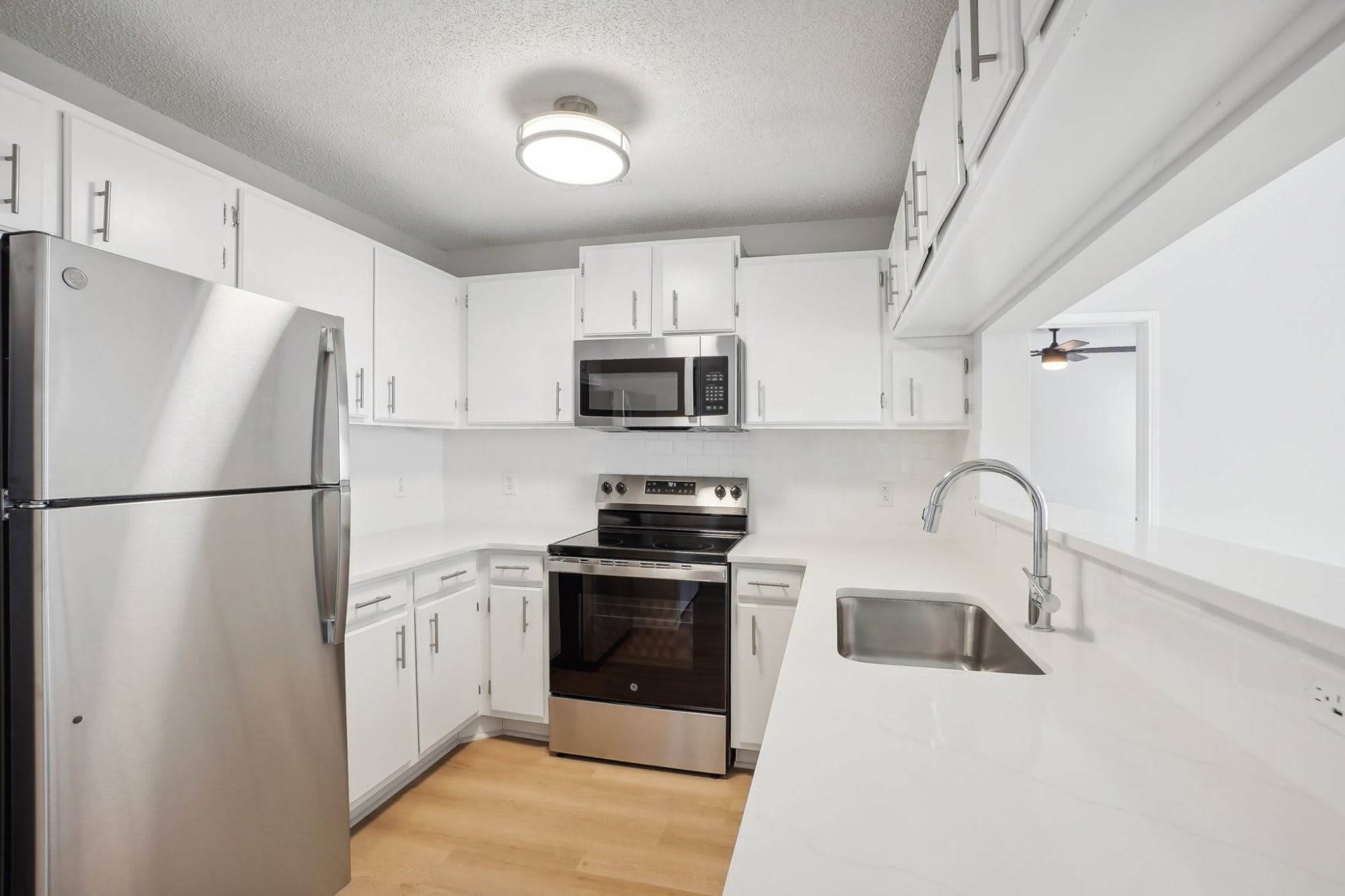 Cambridge Park Apartments – photo 1