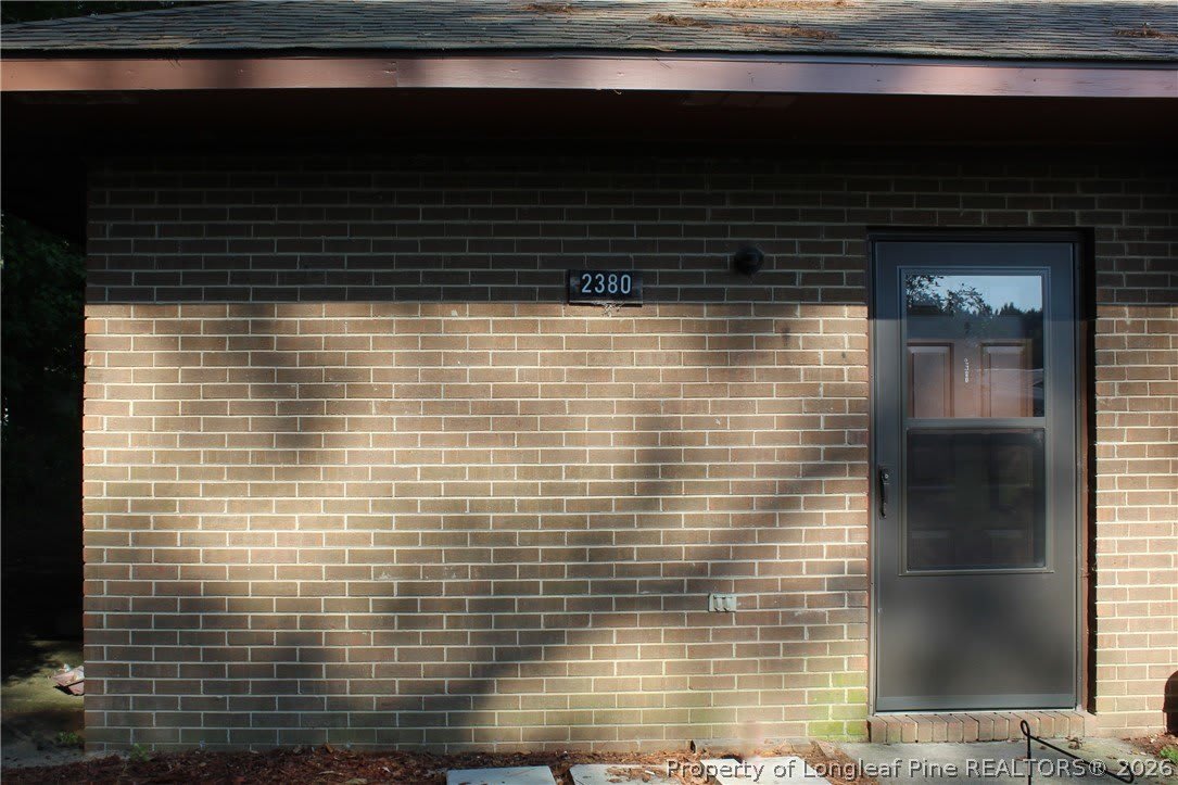 2380 Oak Street – photo 1 of 17