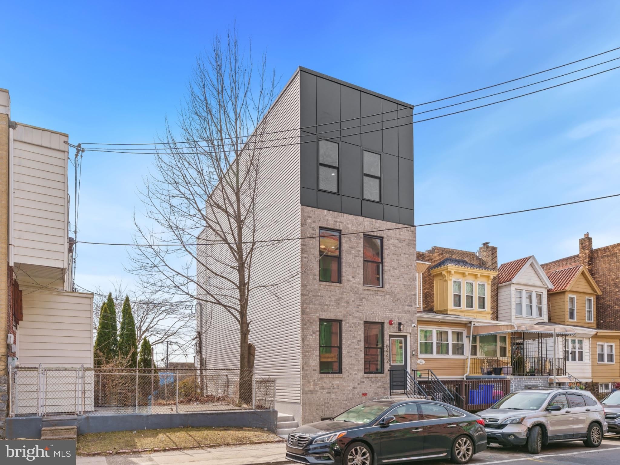 6442 LANSDOWNE Avenue – photo 1