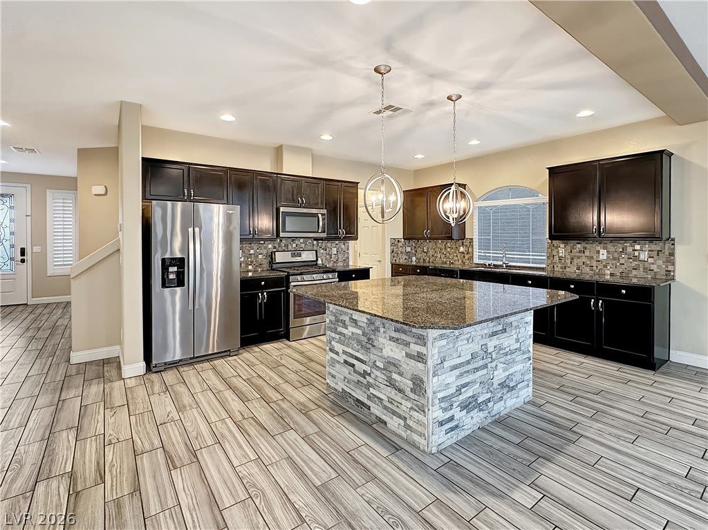 6372 Tamber Bay Road – photo 1