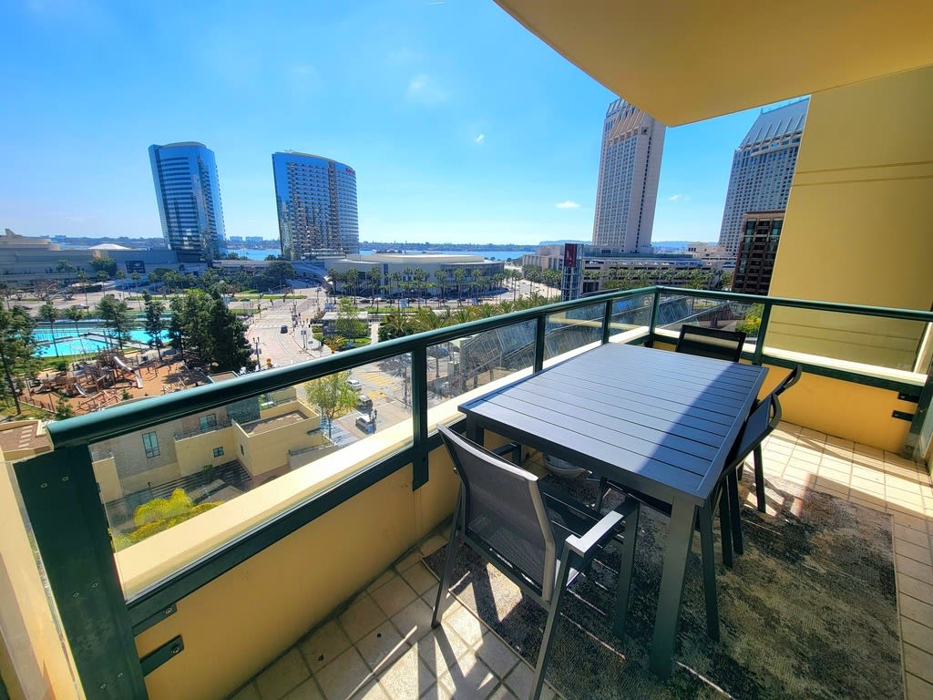 555 Front St. – photo 1