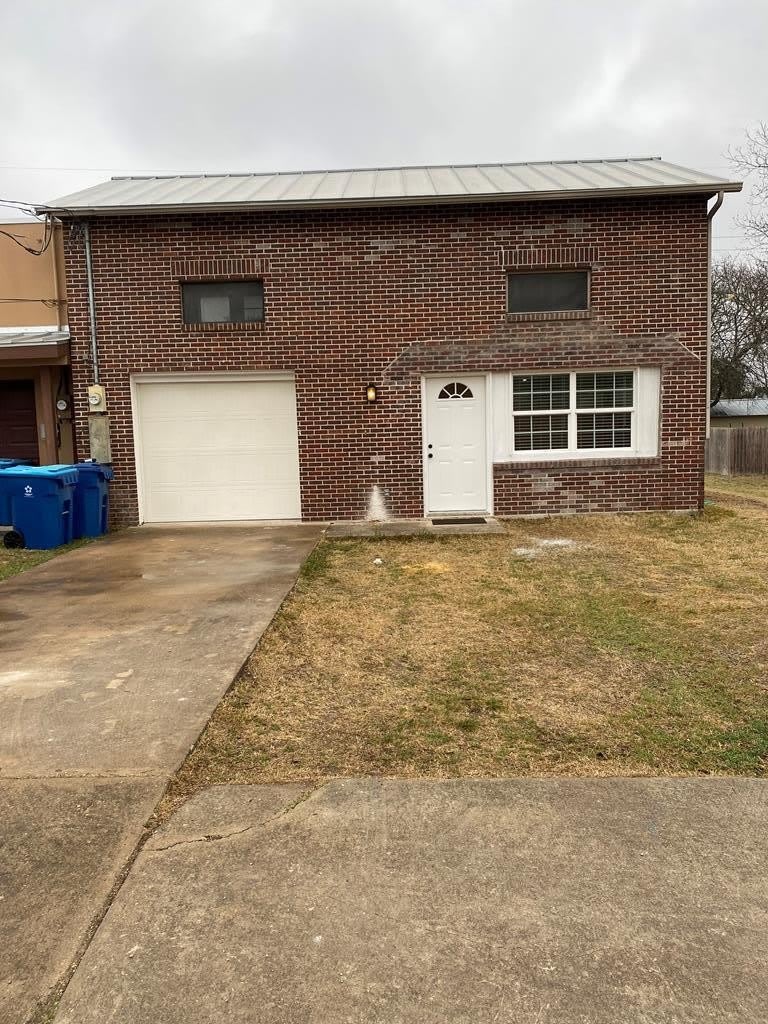 518 Peterson Dr – photo 1