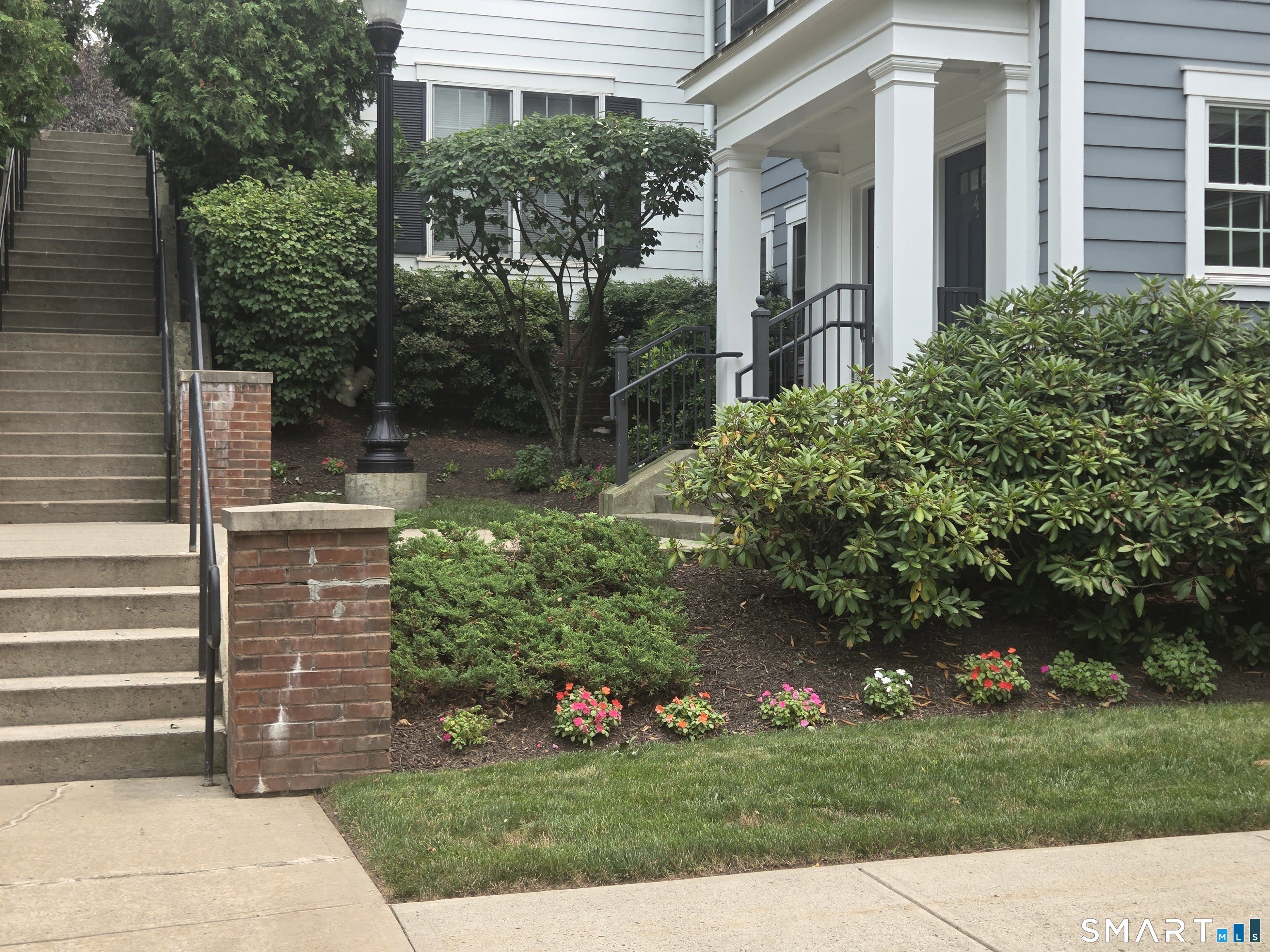 4 Westwood Drive – photo 1