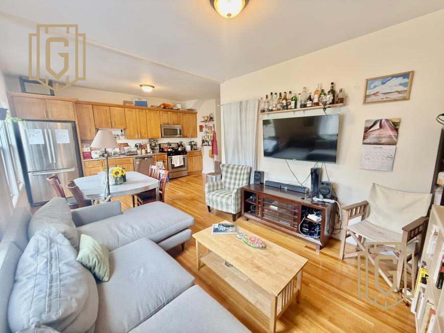 1192 Cambridge St. – photo 1