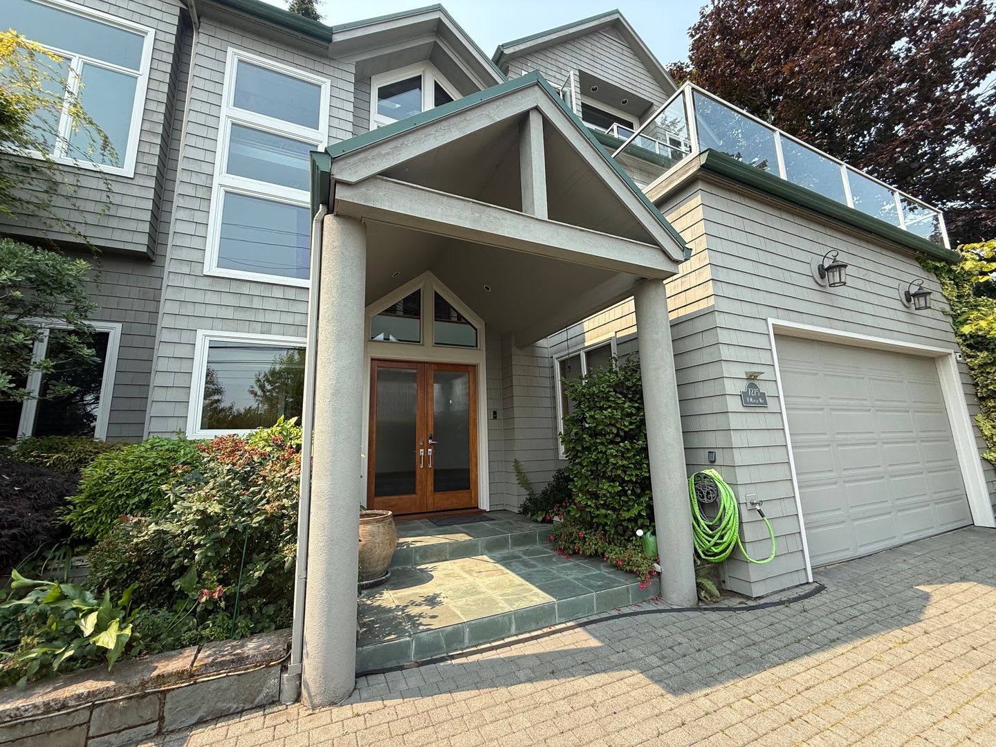Highly Desirable Mercer Island Home – photo 1 of 283
