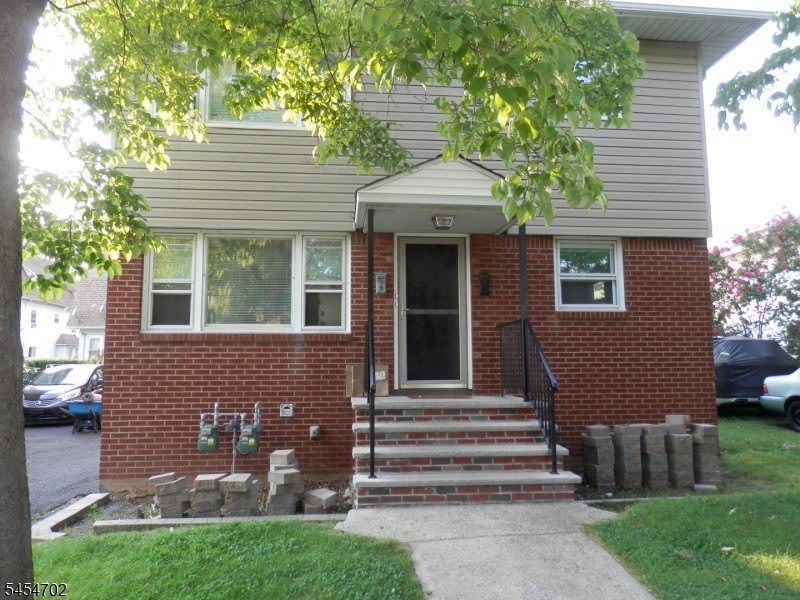 331 Boxwood Ct – photo 1