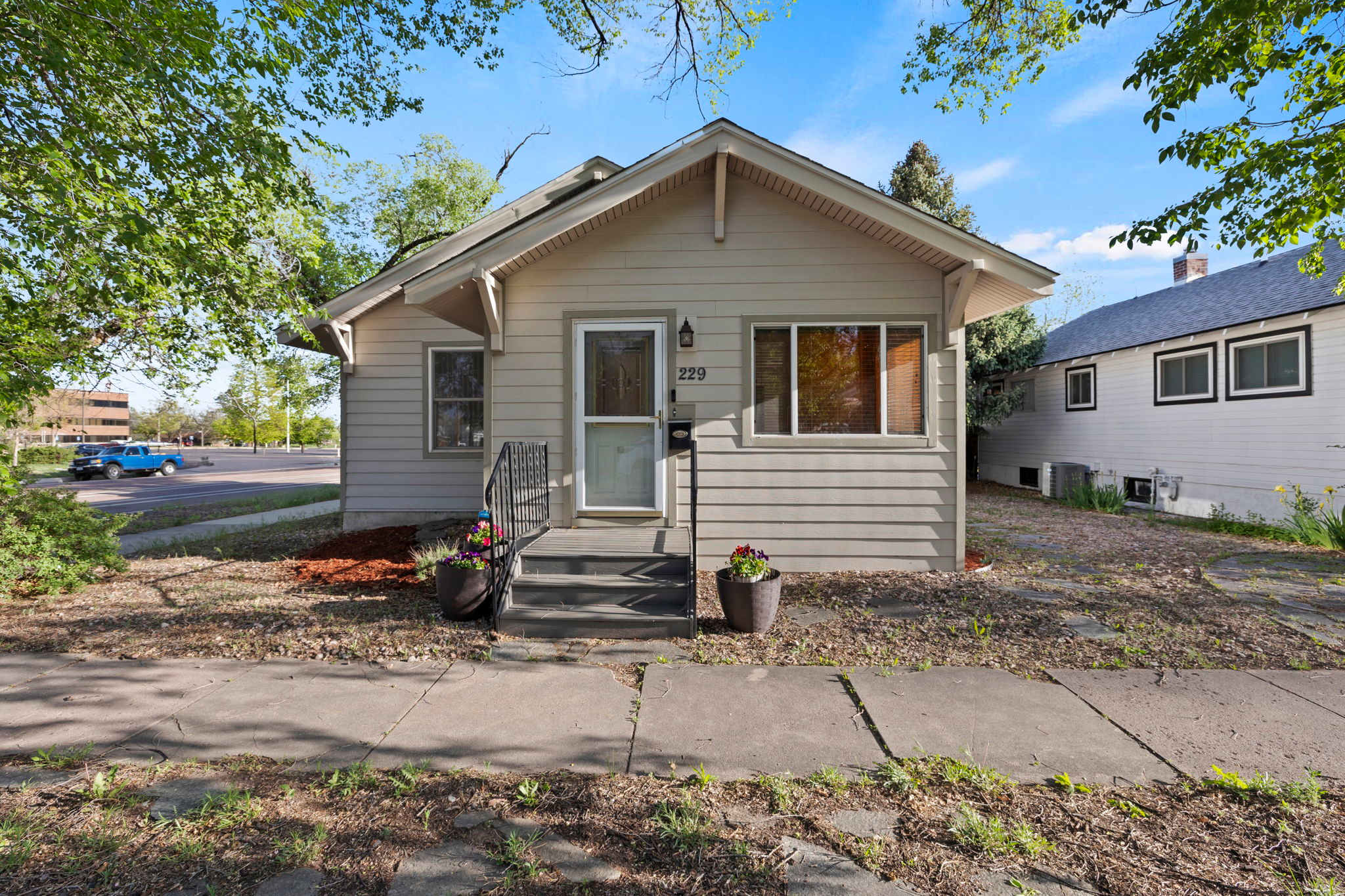 229 E Washington St – photo 1