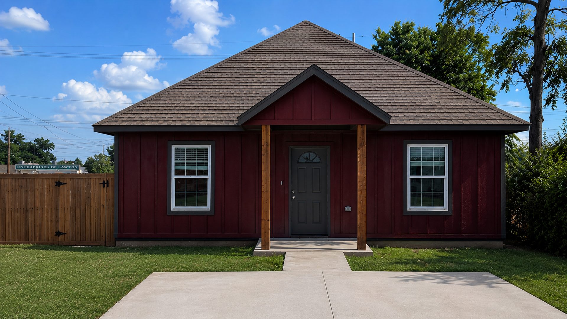 Beautiful New 3 Bedroom Home With Modern Finishes – photo 1