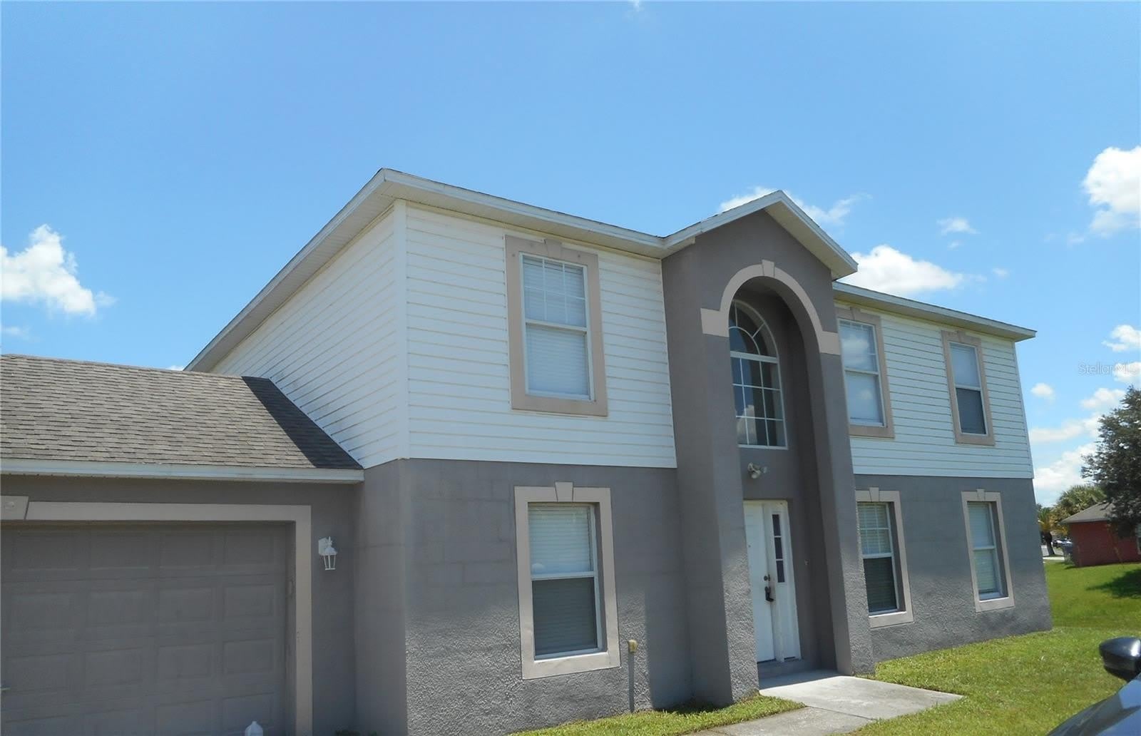 950 DERBYSHIRE Drive – photo 1