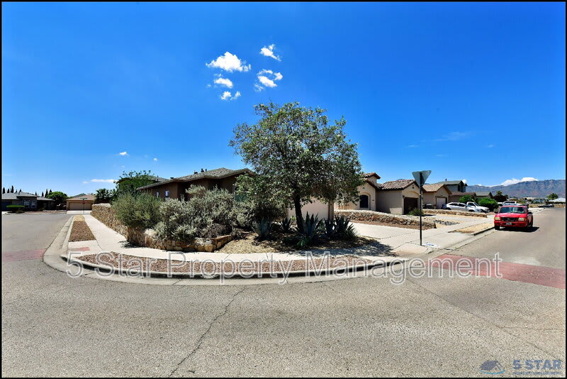 5810 Redstone Mesa Court!! – photo 1