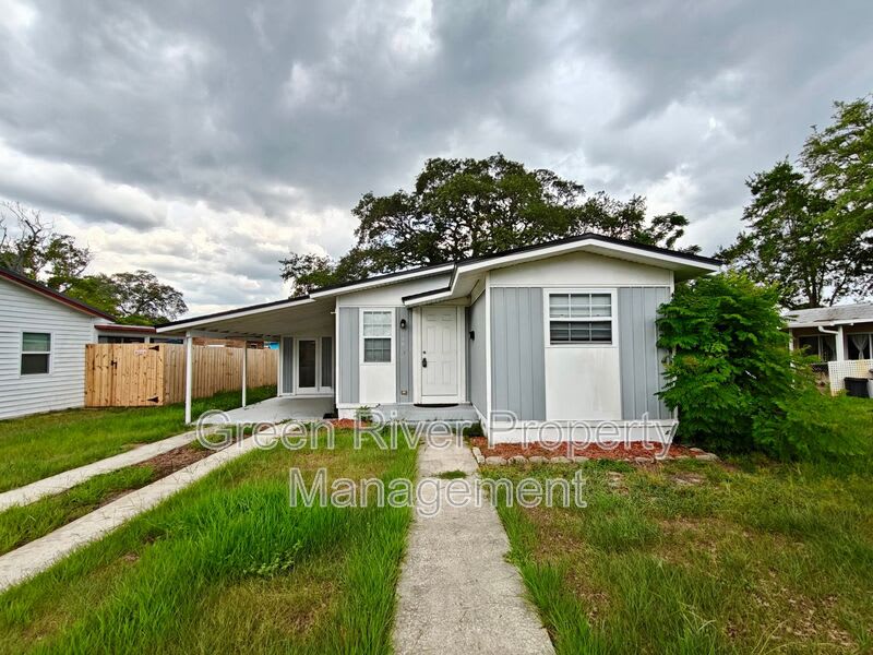 146 Phoenetia Dr – photo 1 of 33
