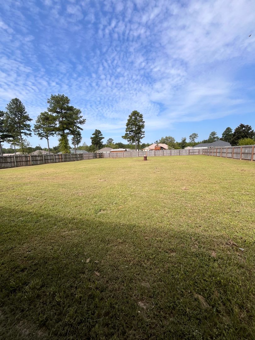 Hahira Home – photo 1 of 16