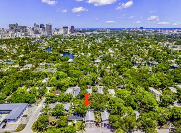 712 SW 14th Avenue – photo 1