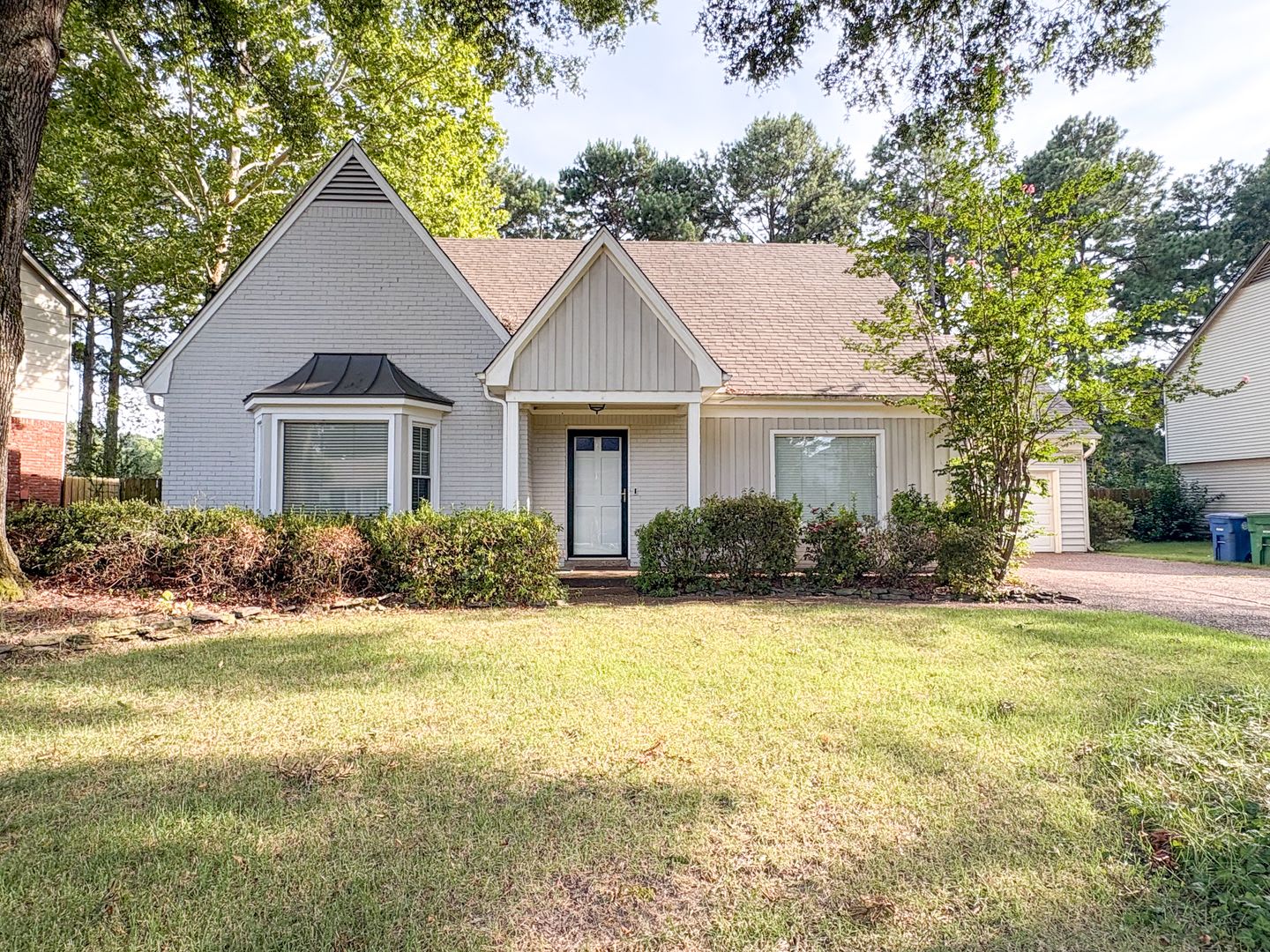 4 Bedroom 2 5 Bath Home Over 2600 Square Feet Near Farmington Elementary School – photo 1 of 92