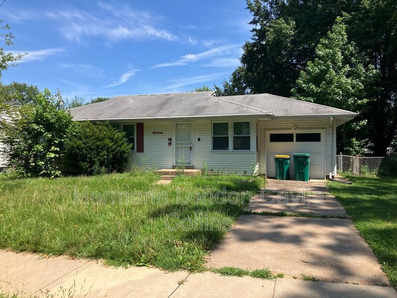 10072 Ashbrook Dr – photo 1 of 10