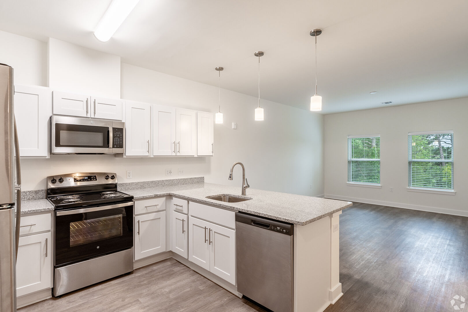 Sherwood Apartment Homes – photo 1 of 109