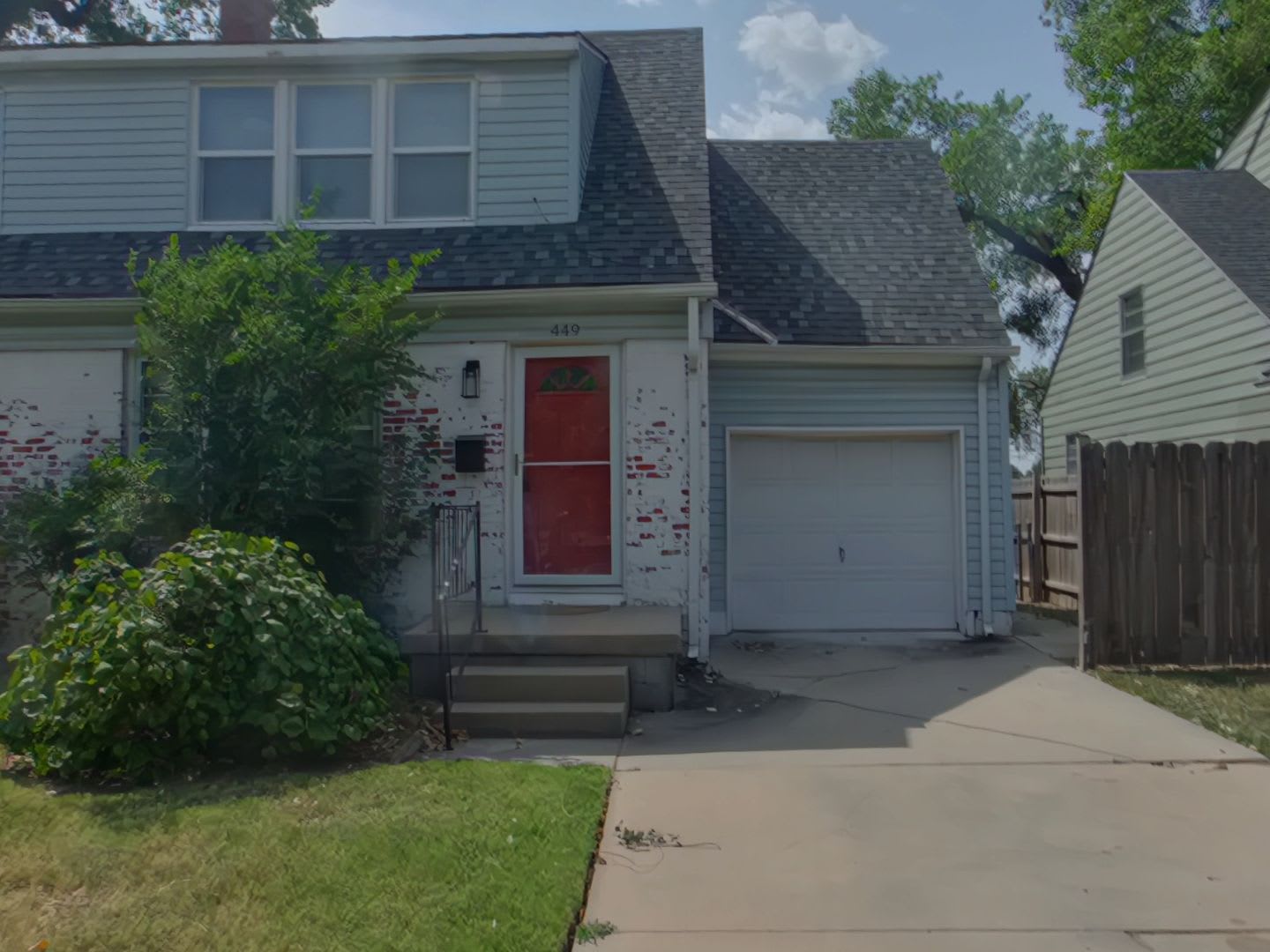 449 Harding St – photo 1