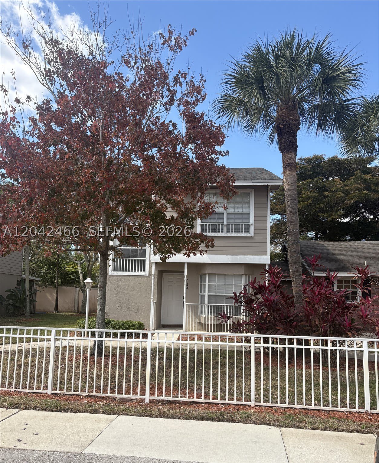 3743 NW 122nd Ter – photo 1