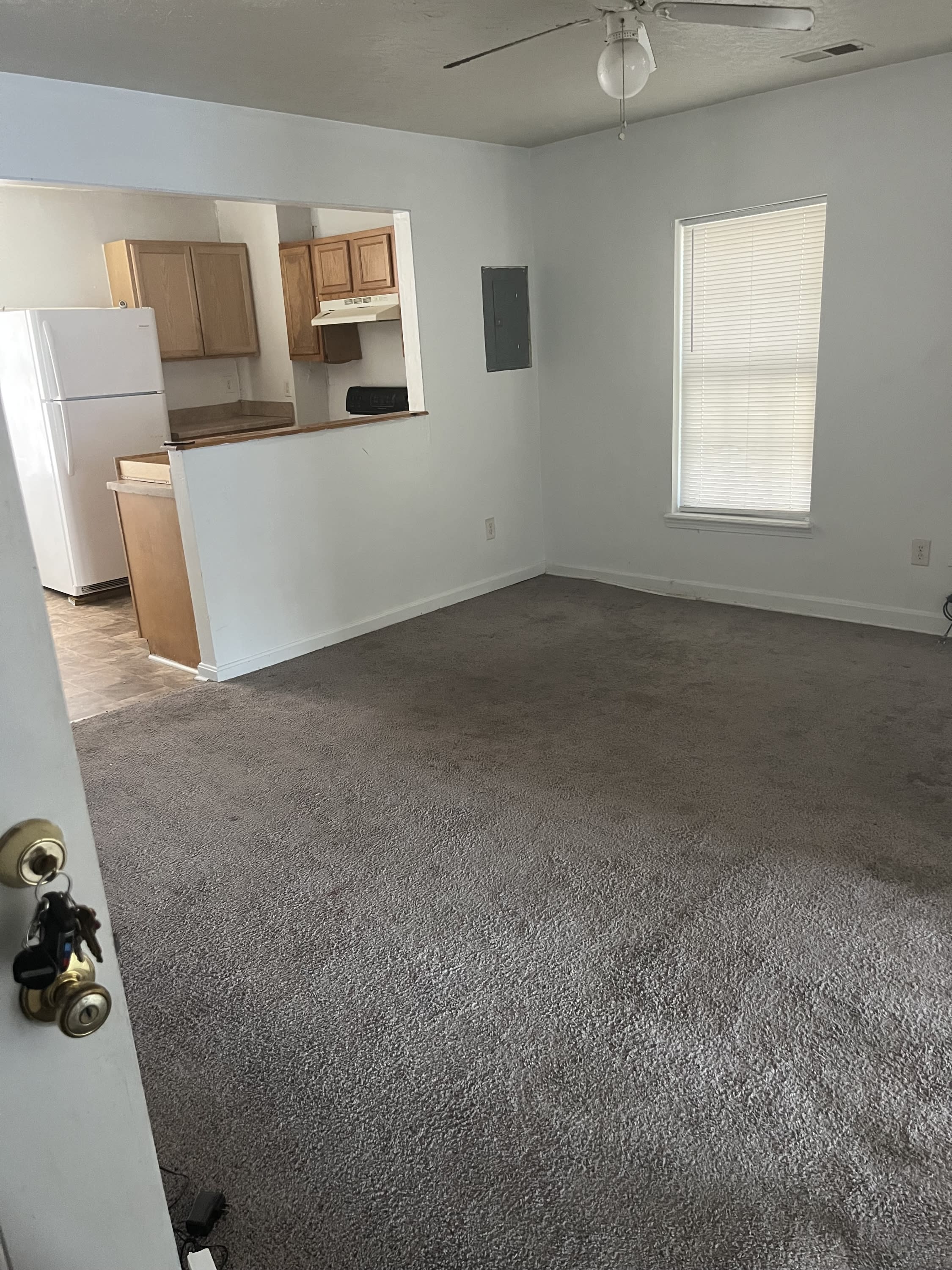1038 Logan 2 – photo 1