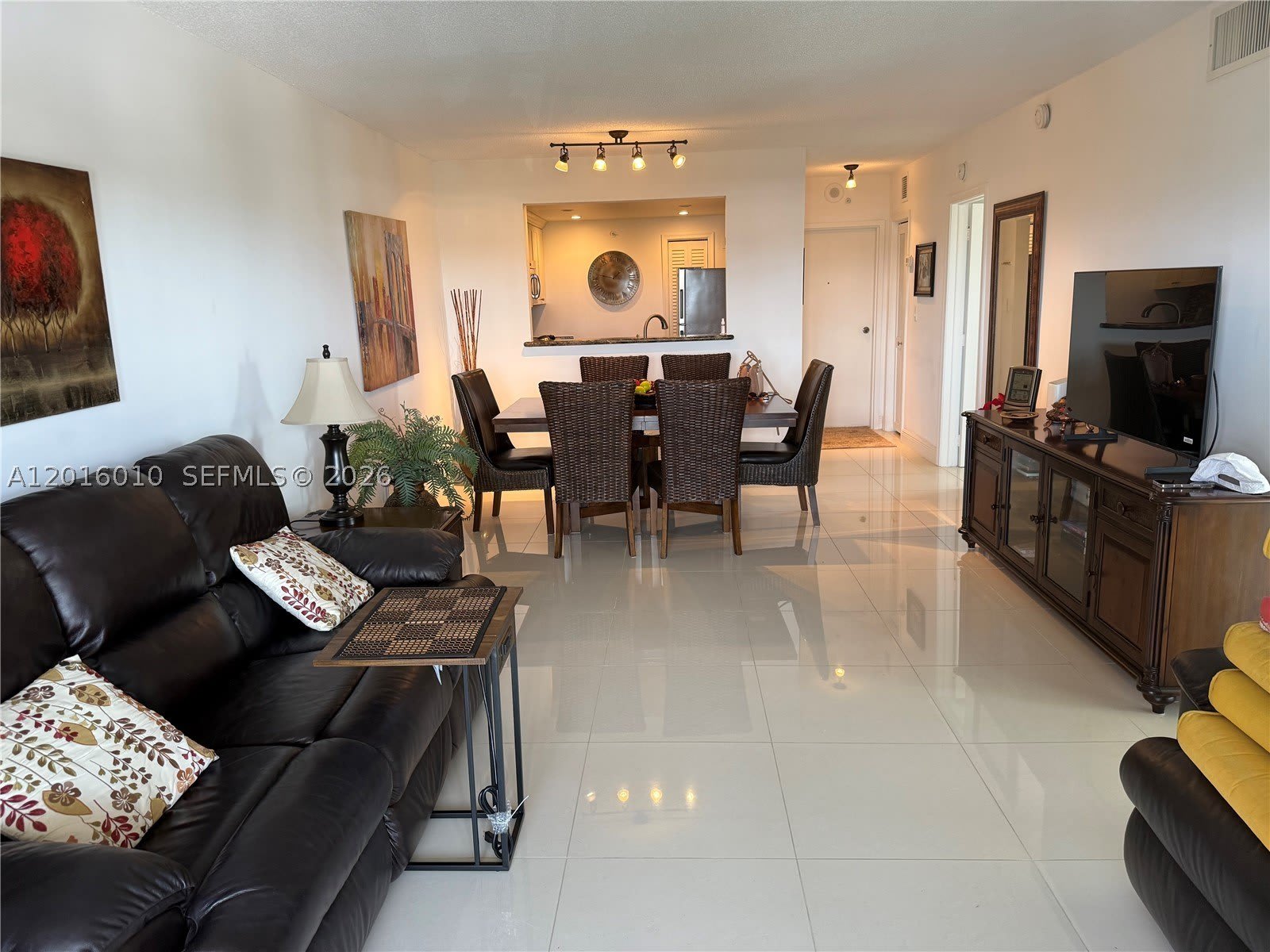 1500 S Ocean Blvd – photo 1 of 28
