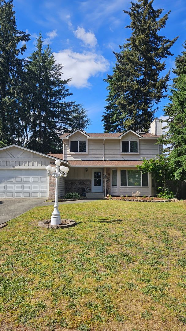 9503 166th Street East – photo 1 of 23
