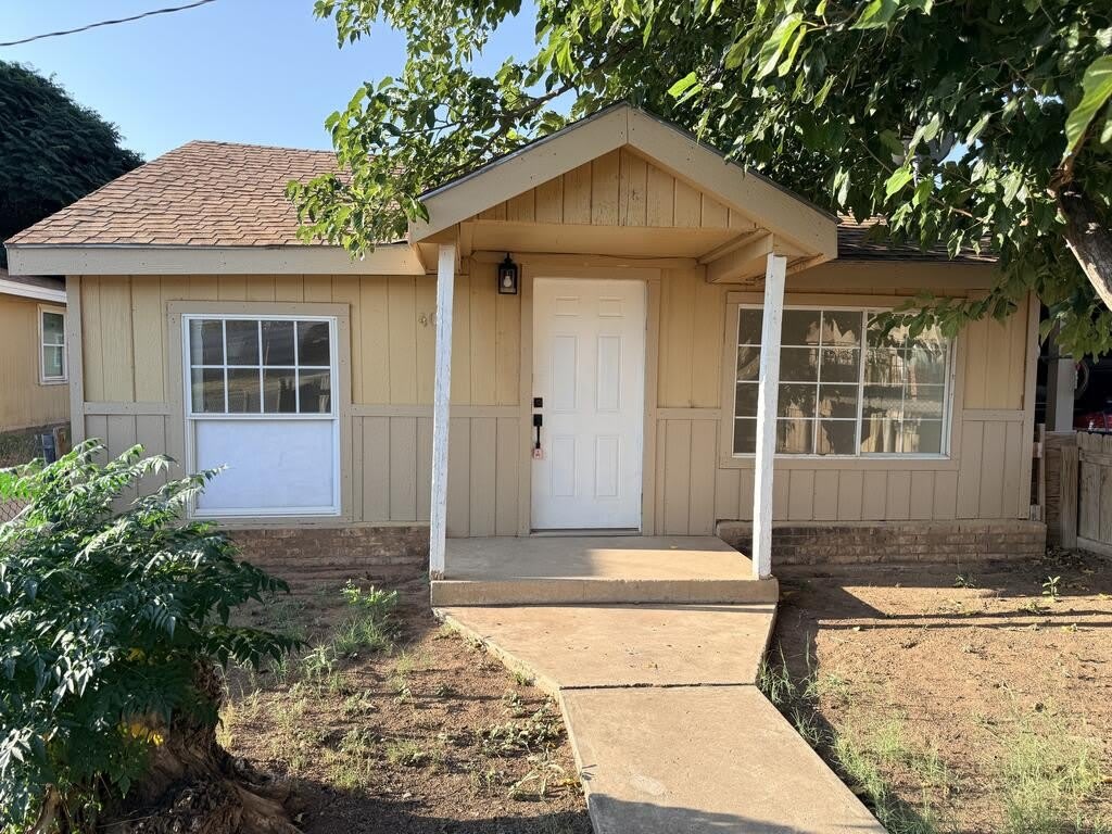 409 W Mable – photo 1 of 18