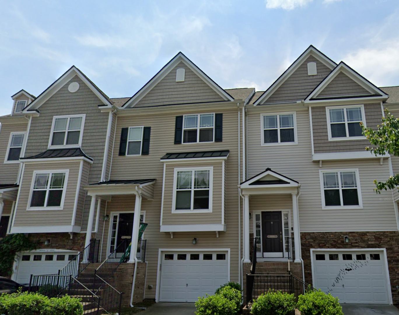 Room in 3 Bedroom Townhome at Keystone Park Ln – photo 1