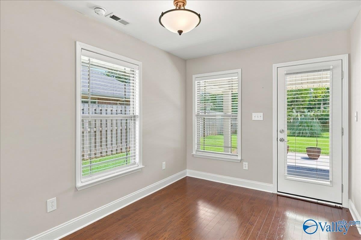 5015 Montauk Trail – photo 1