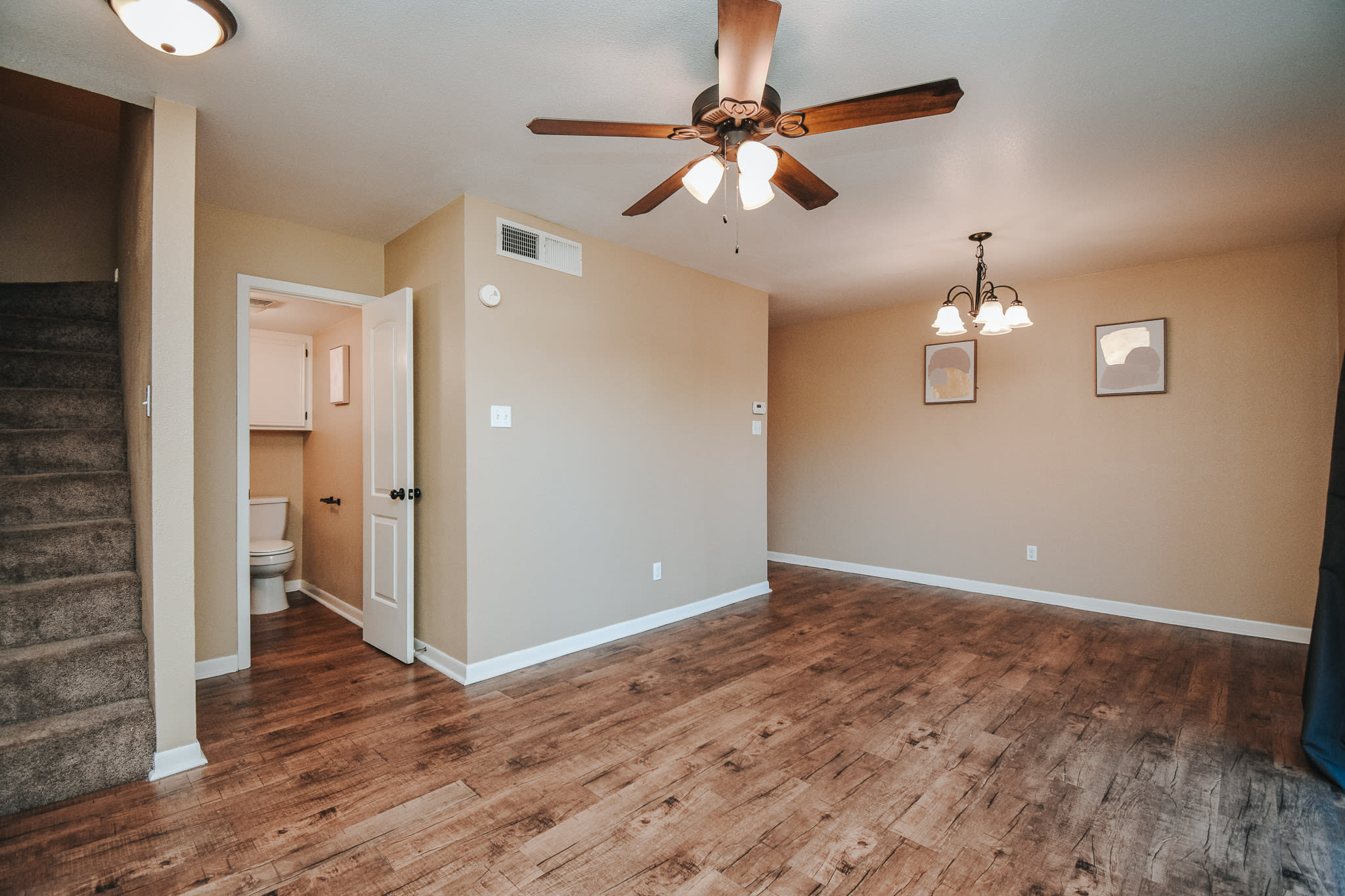 1913 Melrose Aveapt B – photo 1 of 150