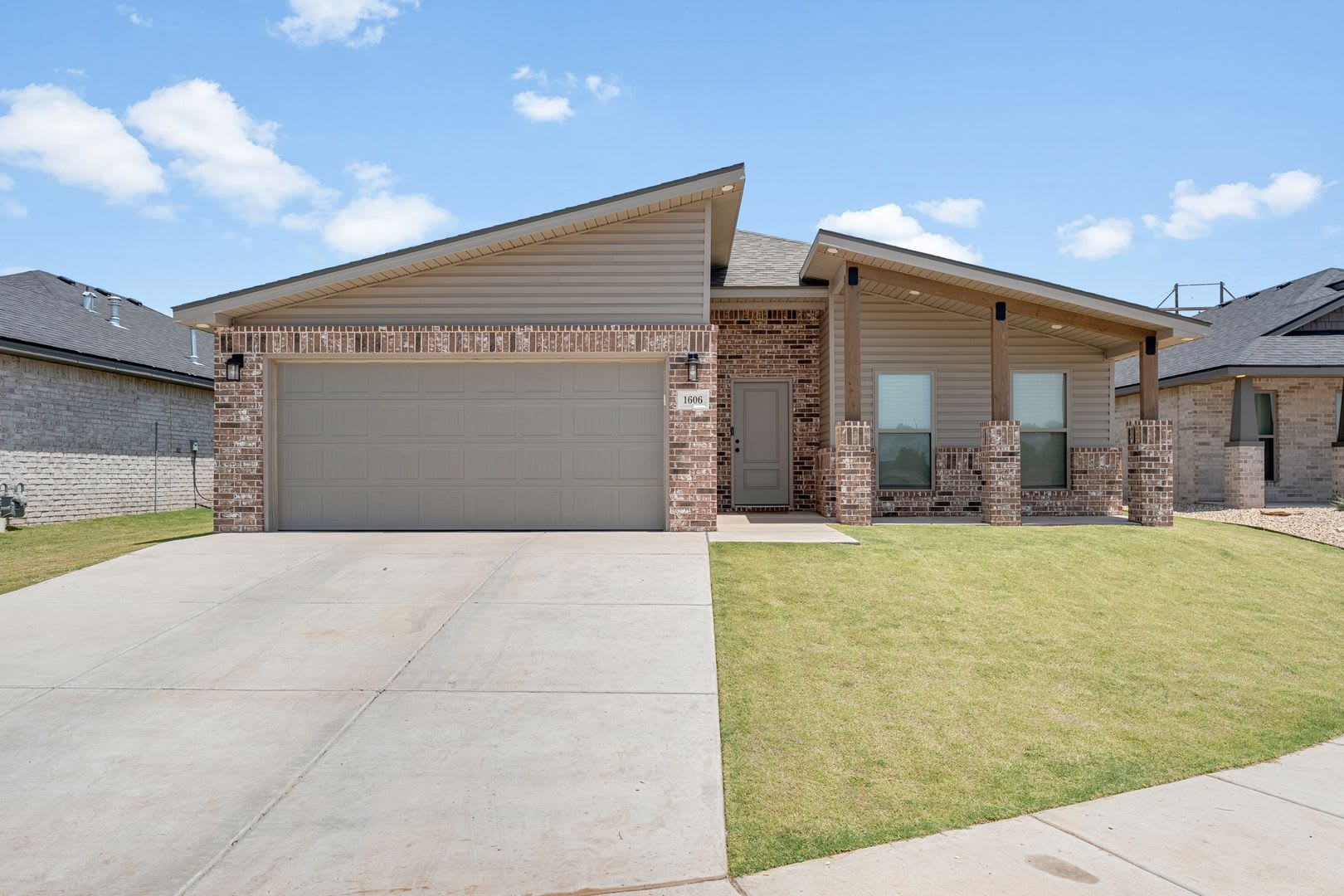 1606 N Dover Ave, Lubbock, TX 79416- Gorgeous new build!! – photo 1