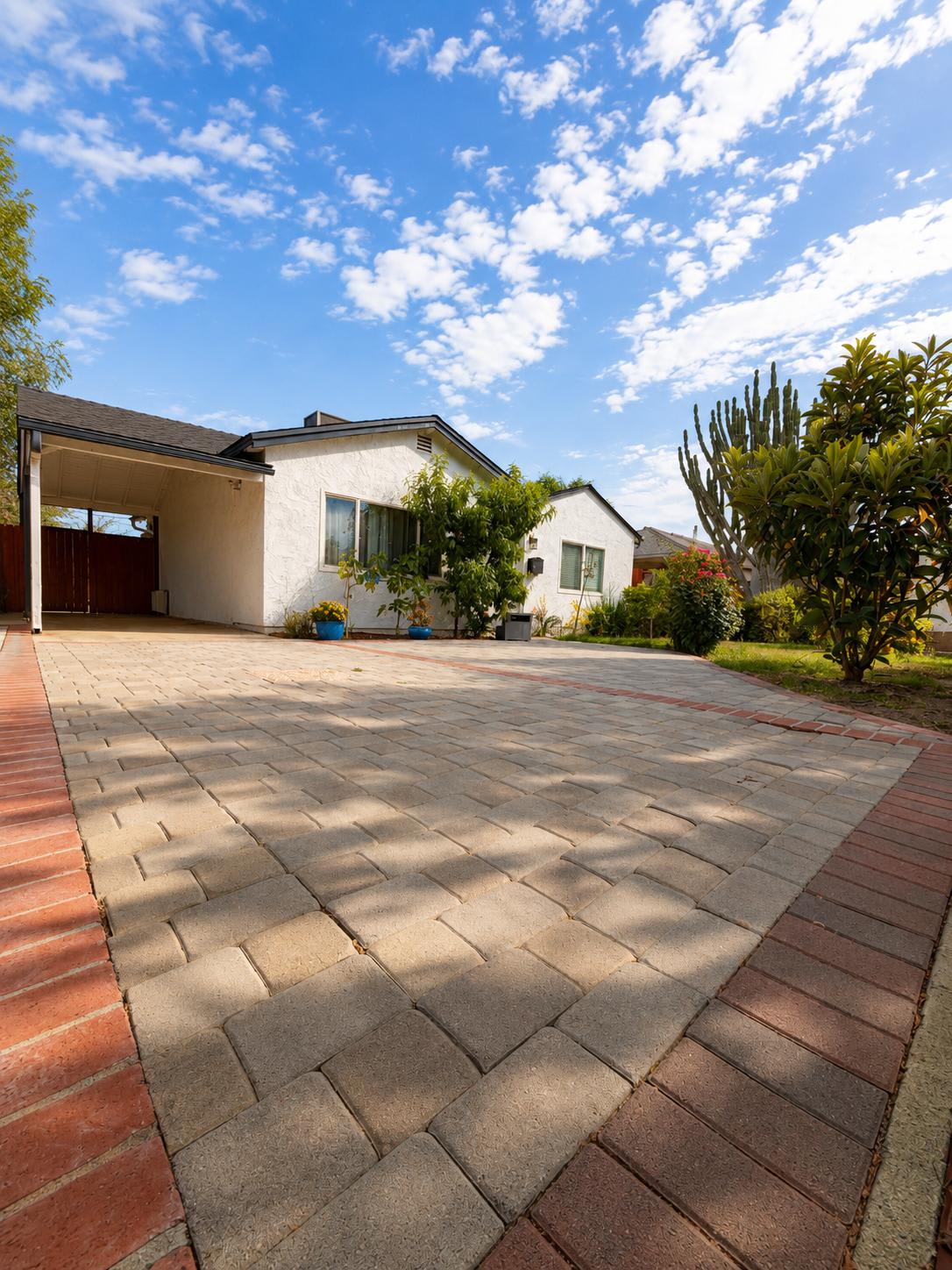 6928 Lubao Avenue – photo 1