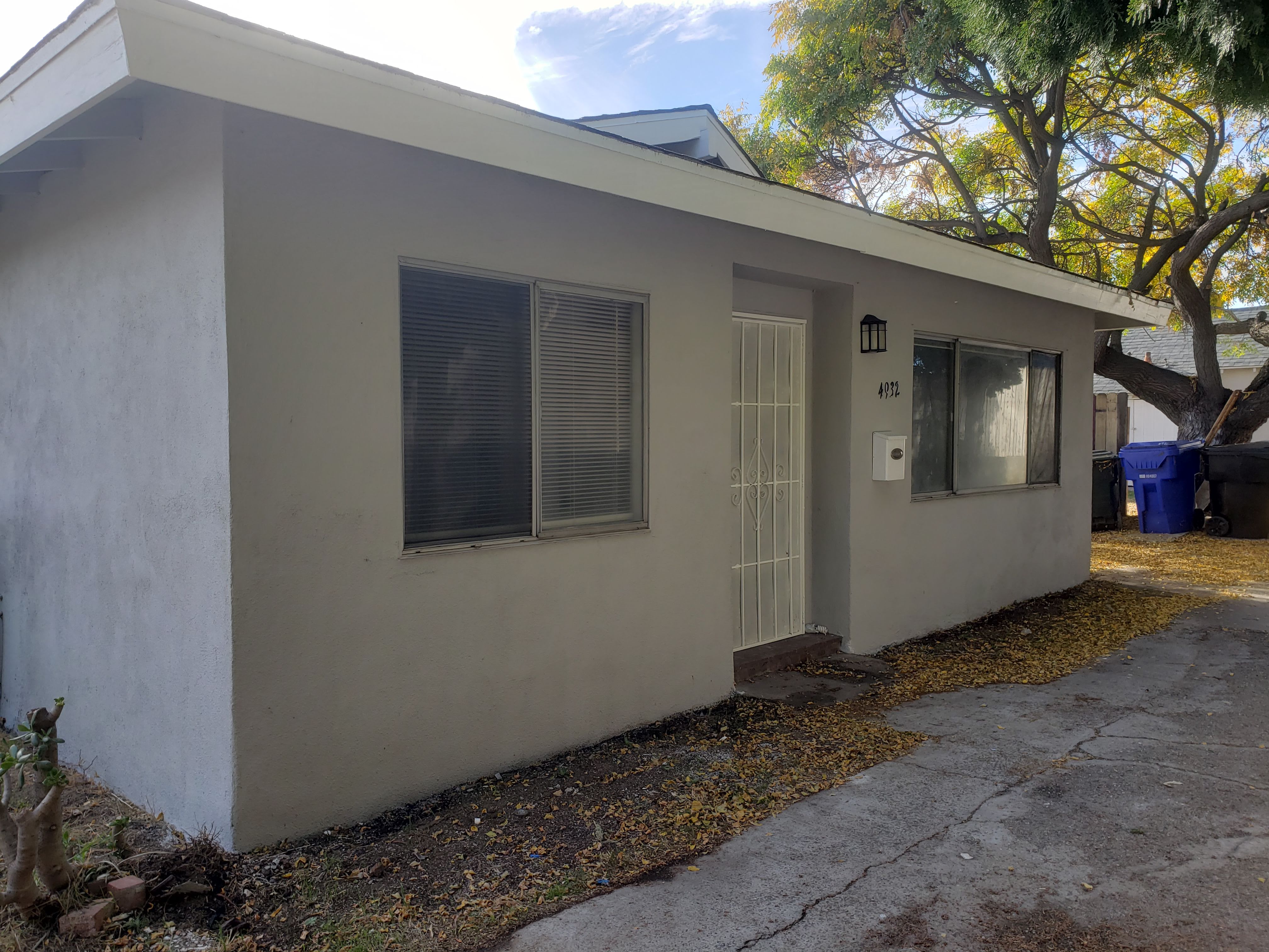 4932 Acacia St – photo 1 of 17