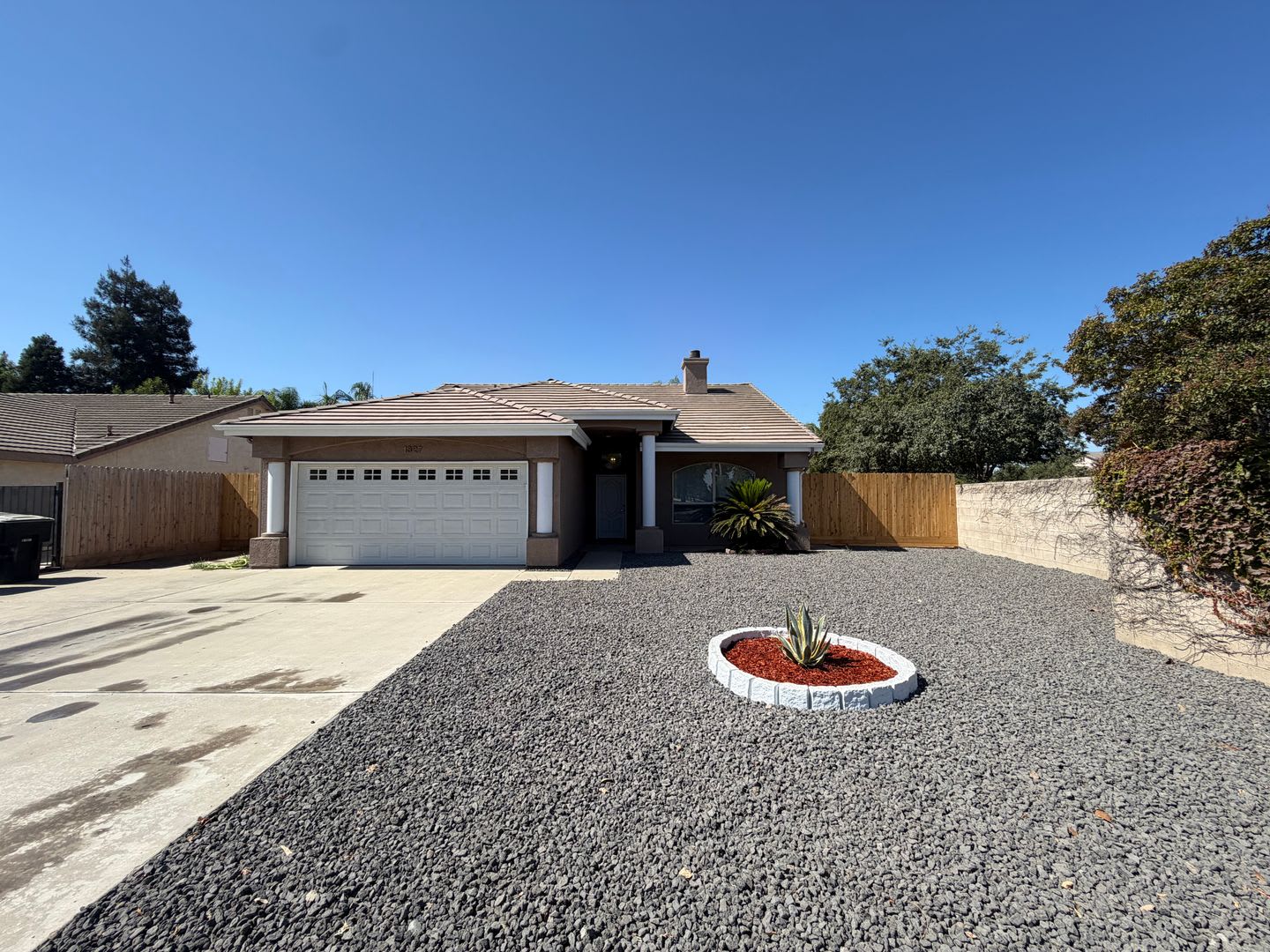 Nice home for rent in Visalia! – photo 1