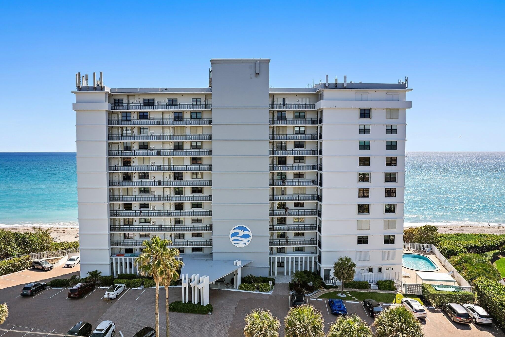 840 Ocean Drive – photo 1