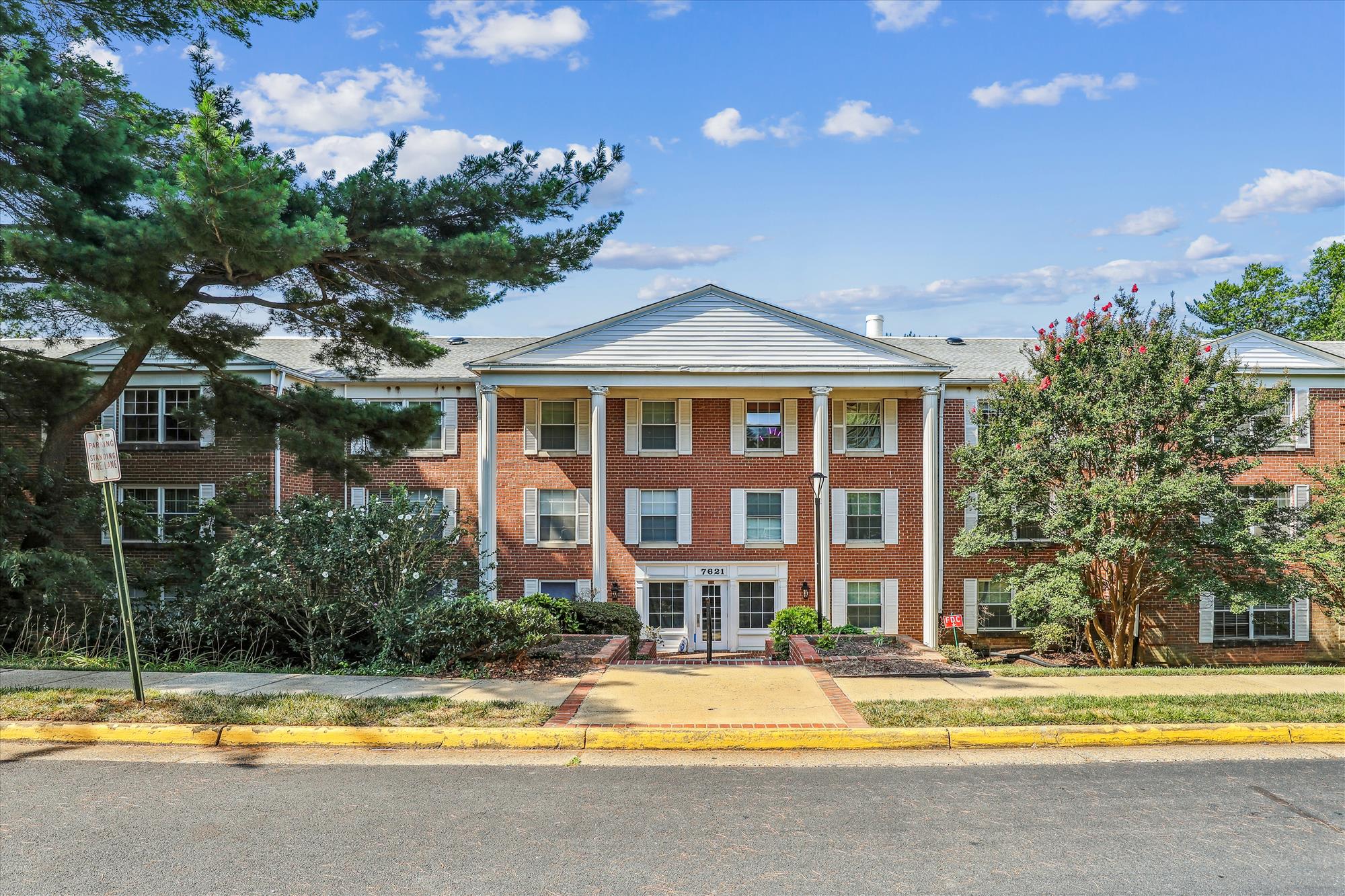 7621 Tremayne Pl Apt 111 – photo 1