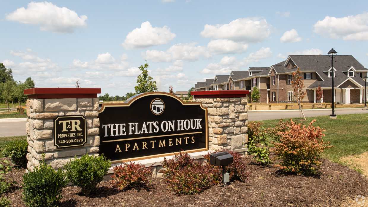Flats on Houk – photo 1